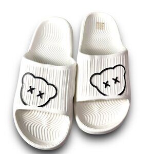 Cute Bear Face White Slides For Men & Women Sz 42-43 Comfortable Slip-On Sandals
